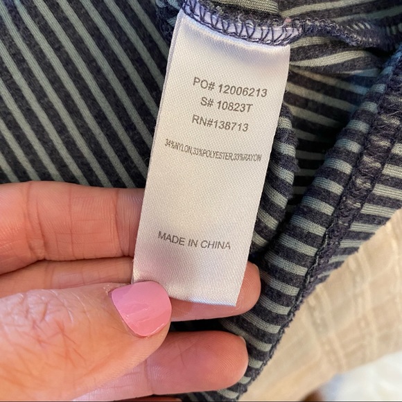 Doe & Rae Take my time striped top with pockets size large - Picture 7 of 9